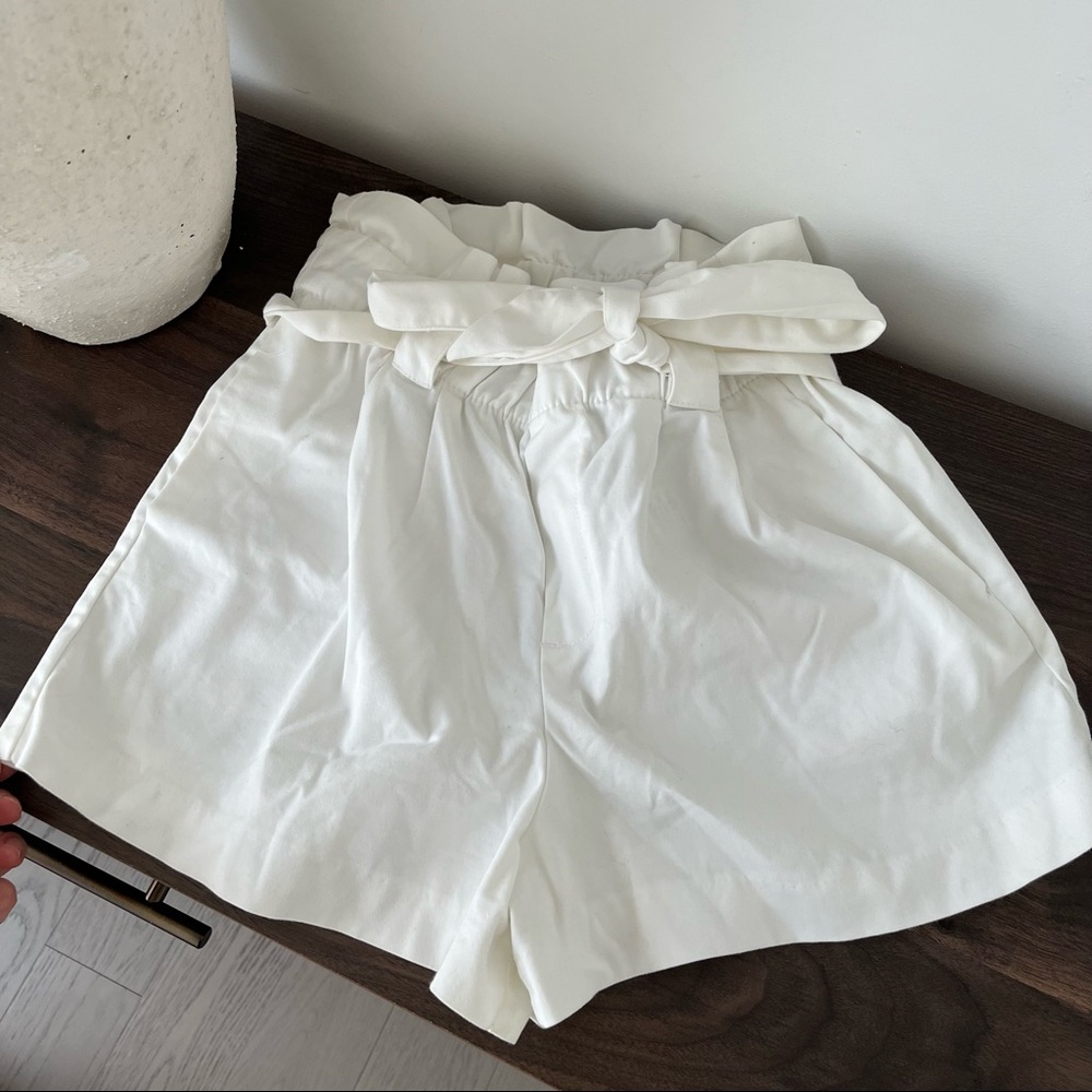 Zara White Shorts | Size Small